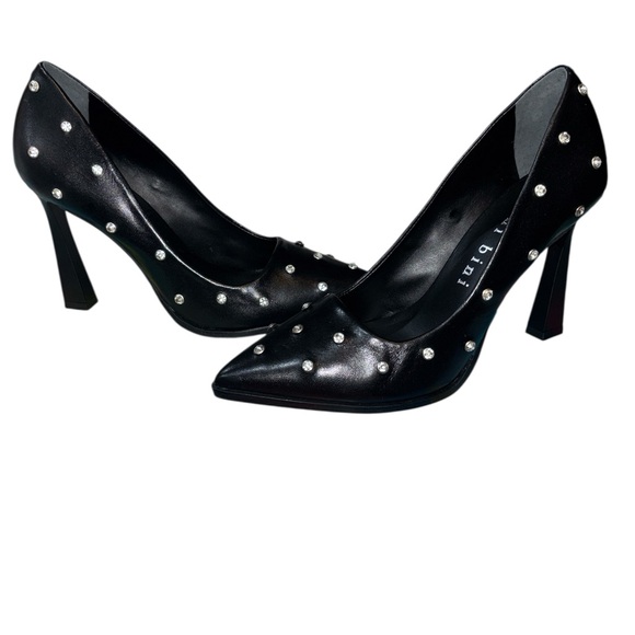 Gianni Bini Shoes - Gianni Bini size 7 1/2 Black Heels Classic Design
